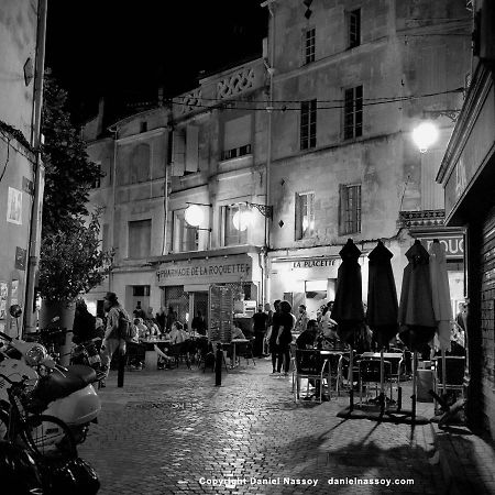 Place De La Roquette, Centre Historique Arles Exteriör bild